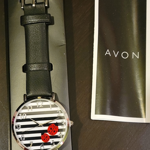 Lucy Lady Watch with Ladybugs - Picture 5 of 9